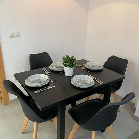 Mediterráneo B Wifi Apartamento *